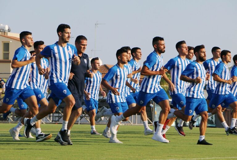 Πάτησαν γήπεδο για την πρώτη στην «Κυρία» (ΦΩΤΟ)