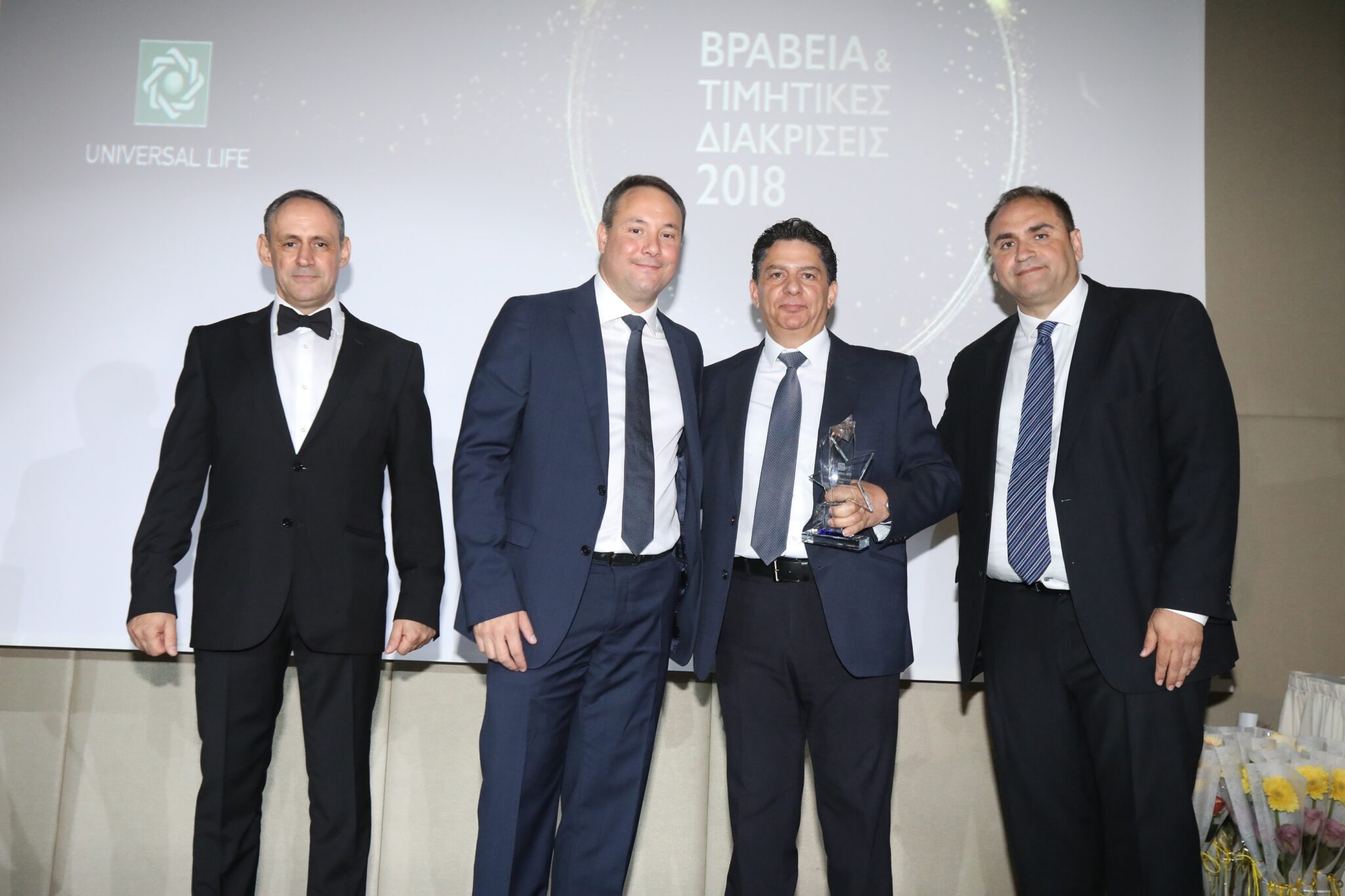 Η βραδιά των Κορυφαίων Αστεριών της Universal Life!