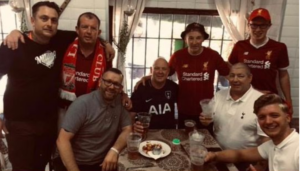 Η συγκινητική ιστορία από Μαδρίτη για το ποδόσφαιρο που ενώνει (ΦΩΤΟ)