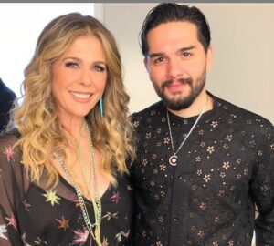 Η Ρίτα Γουίλσον και ο Χρήστος Μάστορας παρουσίασαν πρώτη φορά το τραγούδι τους!