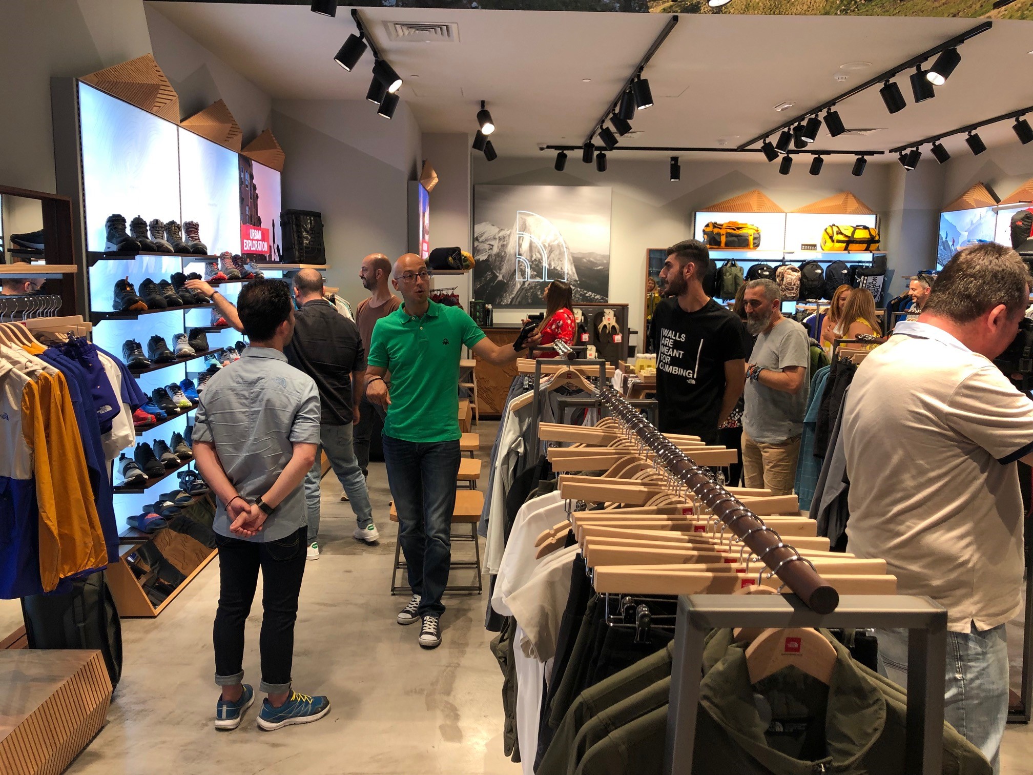 Το νέο κατάστημα της εταιρείας The North Face άνοιξε τις πόρτες του