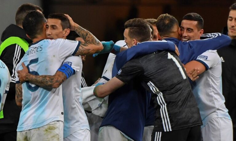 Γκολ, ξύλο, αποβολές και τελικά 3η η Αργεντινή (ΒΙΝΤΕΟ)