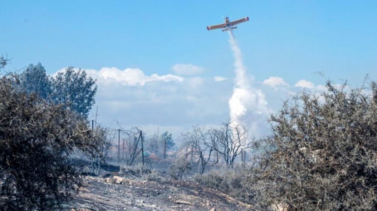 "Δαχτυλοδείχνουν τους κατοίκους της Ίνιας εάν ξεσπάσει πυρκαγιά στον Ακάμα"