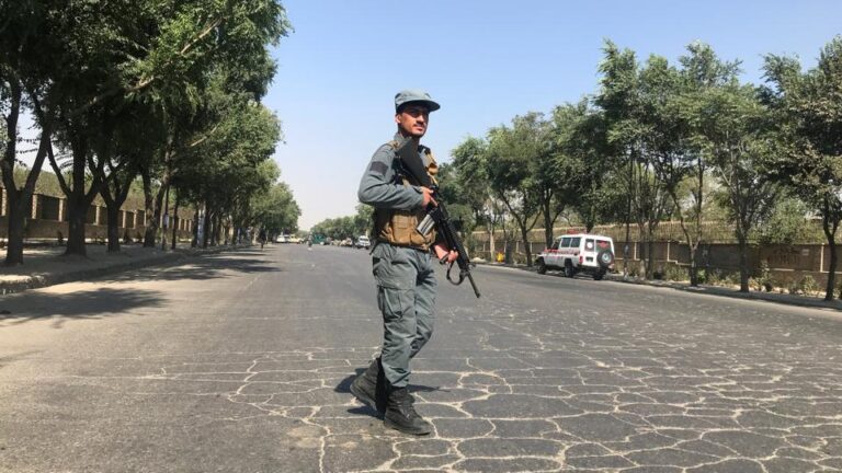 Τουλάχιστον δύο νεκροί από έκρηξη βόμβας σε Πανεπιστήμιο στην Καμπούλ