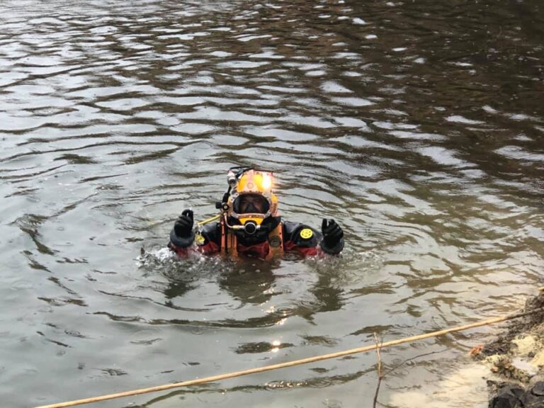 "Άλλο να ψάχνεις μια βαλίτσα και άλλο ένα μωρό τυλιγμένο σε σεντόνι" (ΒΙΝΤΕΟ)