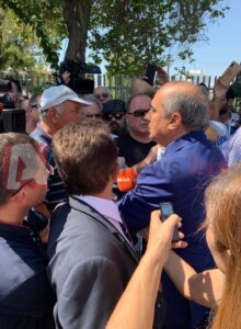 Λιποθυμίες και ένταση έξω από τη Βουλή (ΒΙΝΤΕΟ)