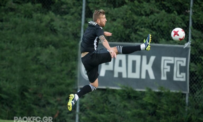 Εγκατέλειψε την προπόνηση λόγω ενοχλήσεων ο Ενρίκε