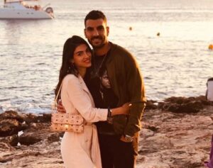 Άντρεα Κυριάκου: Οι τρυφερές ευχές στον Μερκή και η φωτογραφία με τον γιο τους