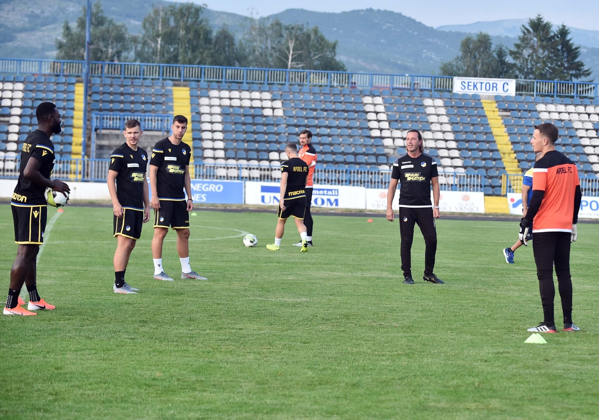 Πανέτοιμος χωρίς προβλήματα για το πρώτο του Ευρωπαϊκό παιχνίδι ο ΑΠΟΕΛ (ΦΩΤΟ)