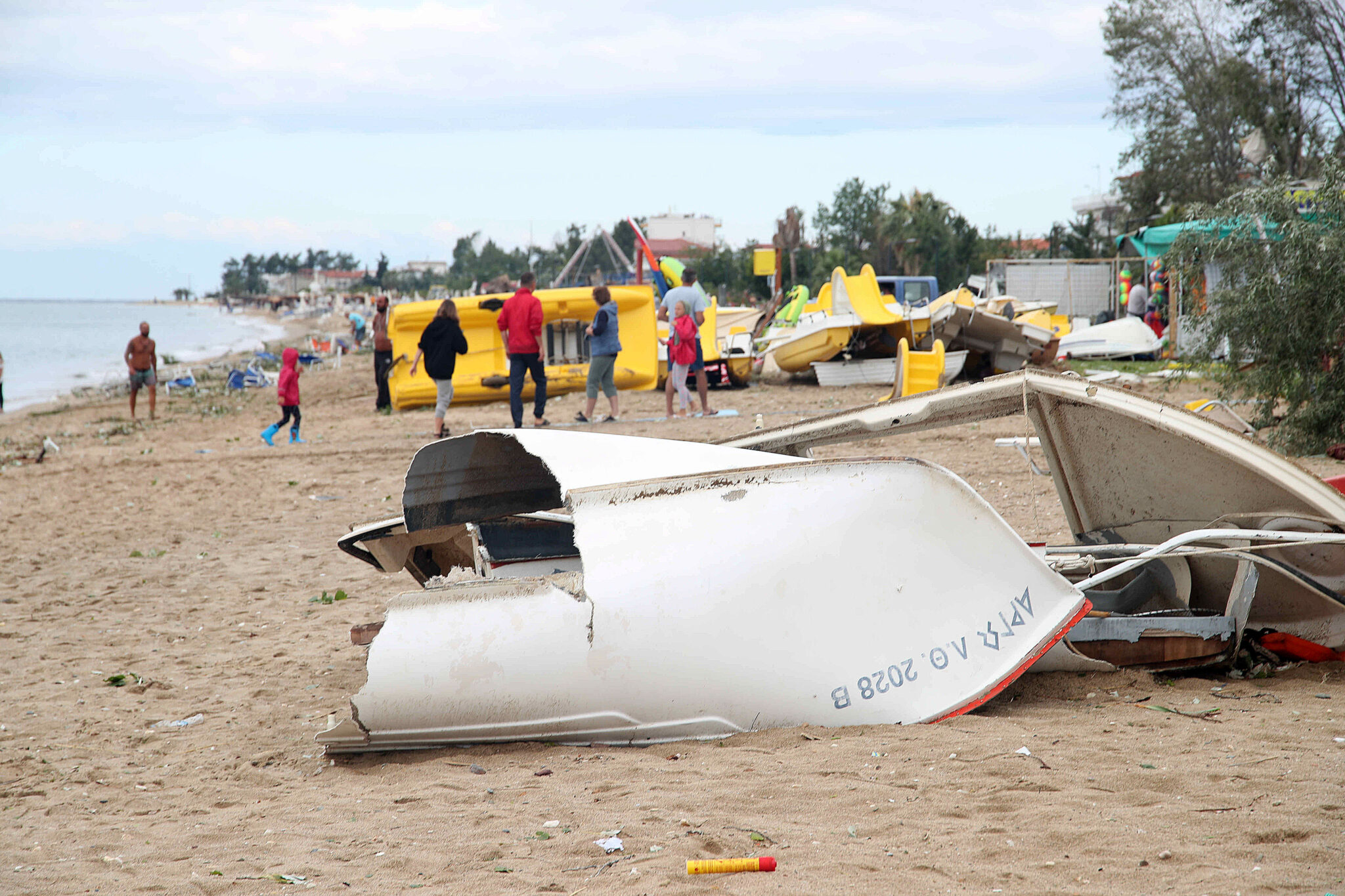 Ο αγνοούμενος ψαράς στη θάλασσα της Νέας Καλλικράτειας, το 7ο θύμα της θεομηνίας