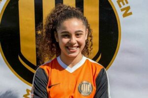 Ιστορική μεταγραφή για το γυναικείο ποδόσφαιρο της Κύπρου (BINTEO)