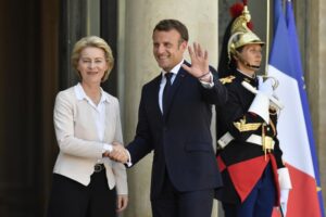 Το πρώτο ταξίδι της Ούρσουλα φον ντερ Λάιεν