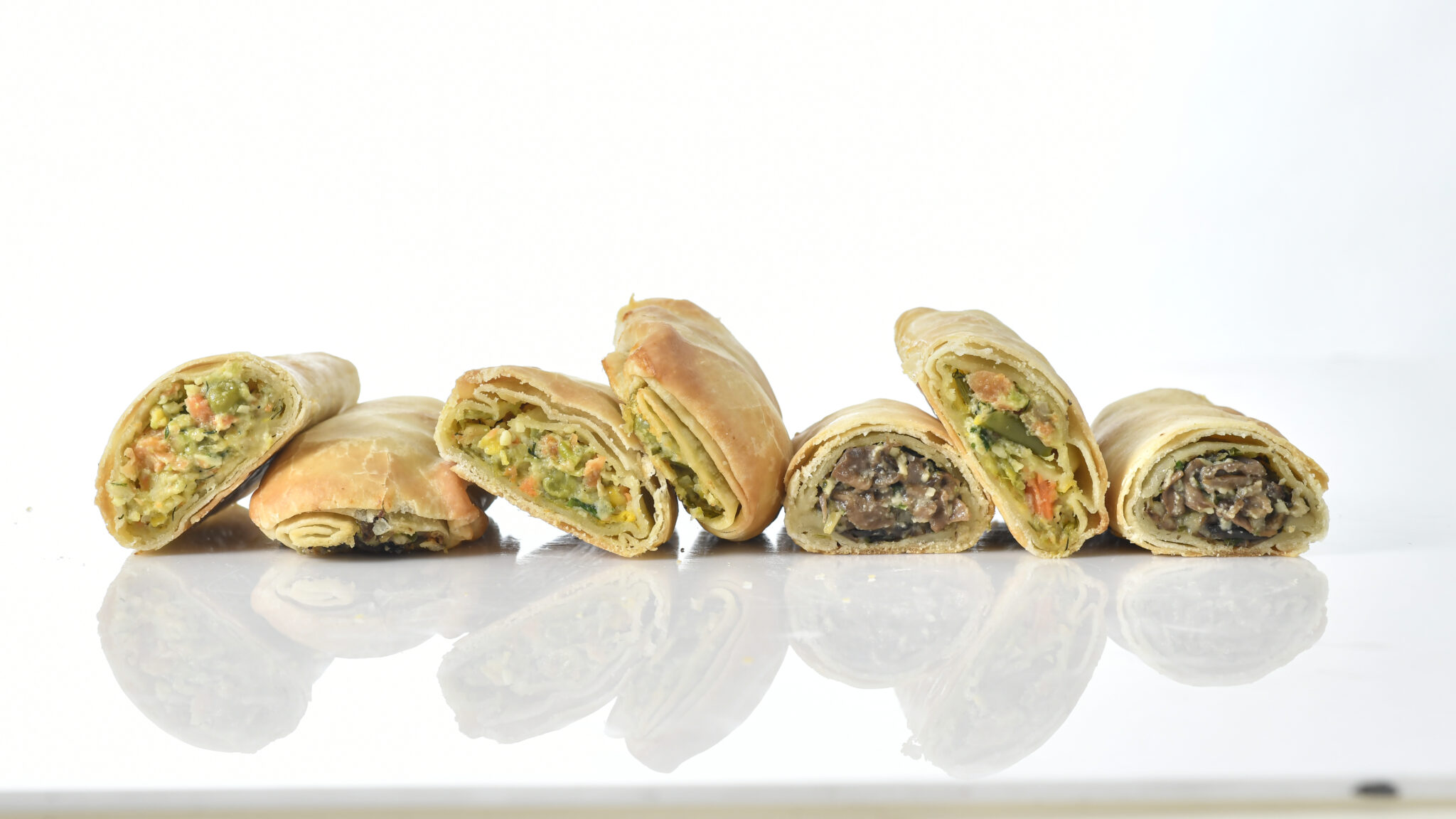 Φούρνοι Ζορπάς: Νέα Vegan Φουρνιστά με χωριάτικο φύλλο.