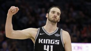 Επίσημο: Στην ΤΣΣΚΑ ο Κώστας Κουφός