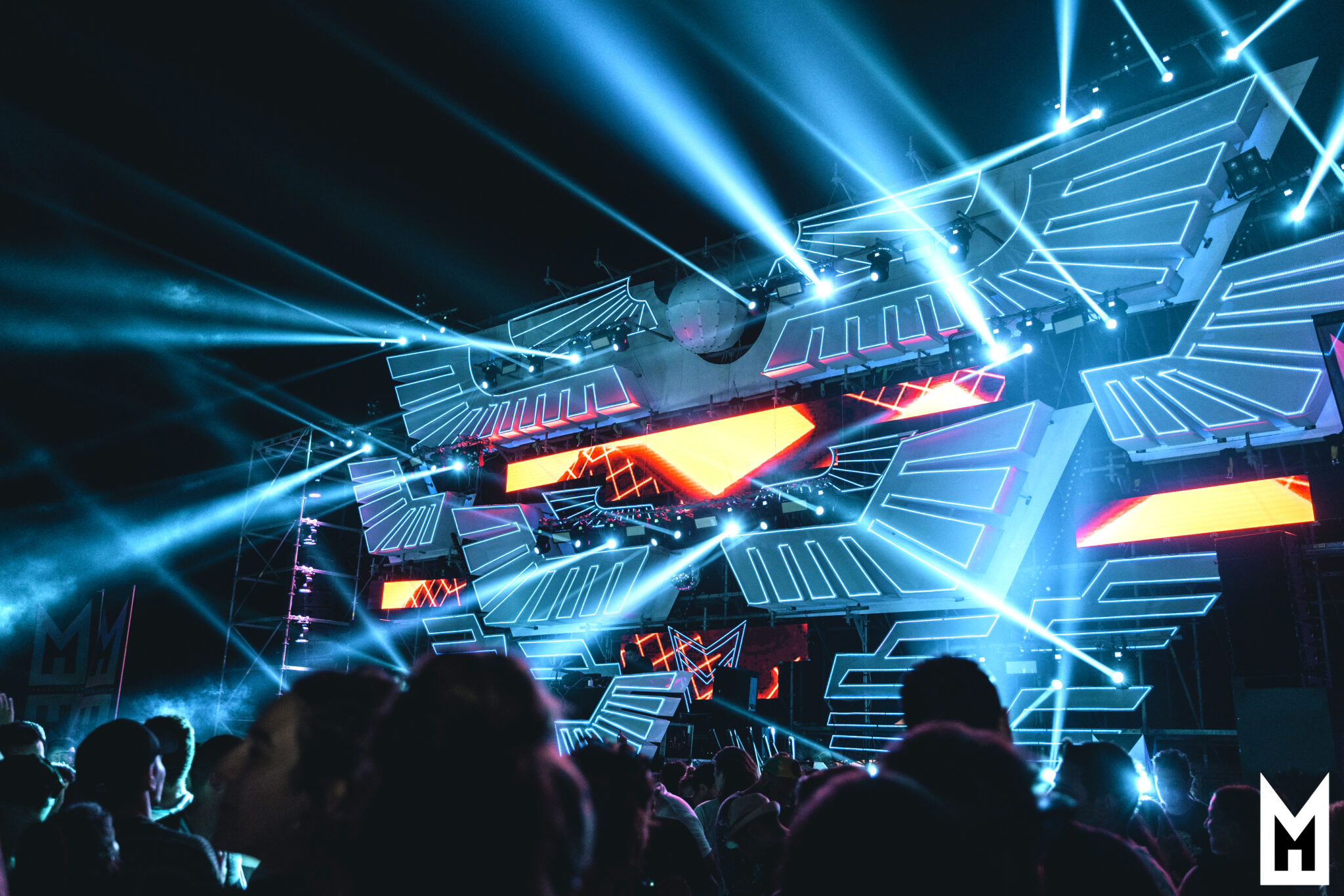 Η ABSOLUT και η Music Element παρουσιάζουν τον μοναδικό Dj Black Coffee