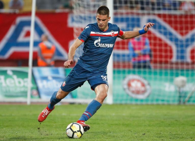 Σήμερα στην Κύπρο ο Σάβιτς για τον ΑΠΟΕΛ (ΦΩΤΟ)