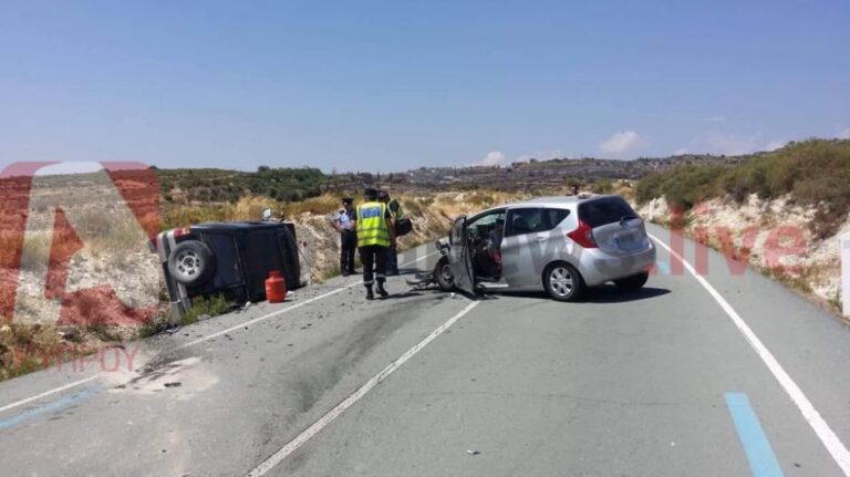 Μάχη για να κρατηθούν στη ζωή δίνουν δυο 27χρονες μετά από τροχαίο στη Λεμεσό