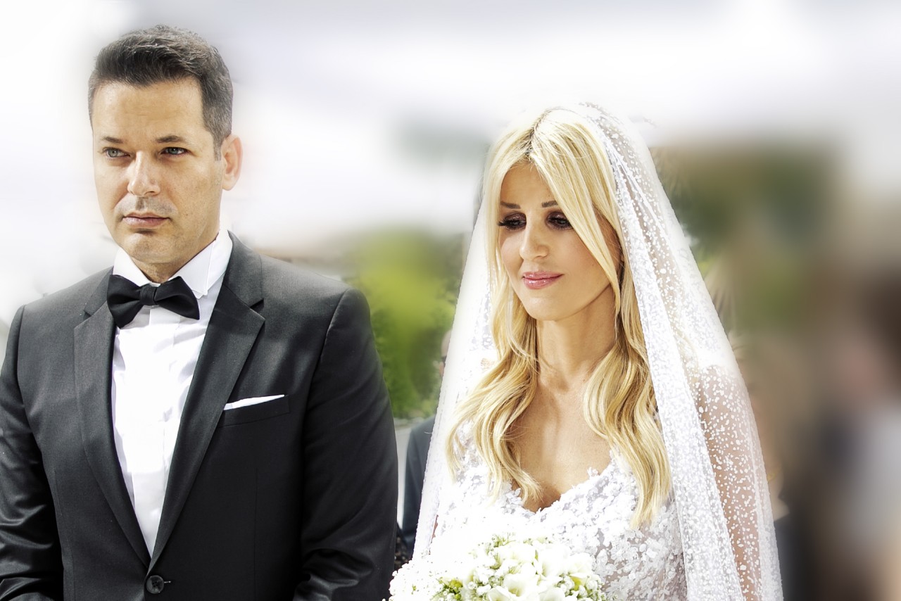 Έλενα Ράπτη: Δείτε ανέκδοτες φωτογραφίες από το γάμο της και τί φόρεσε (ΦΩΤΟ)