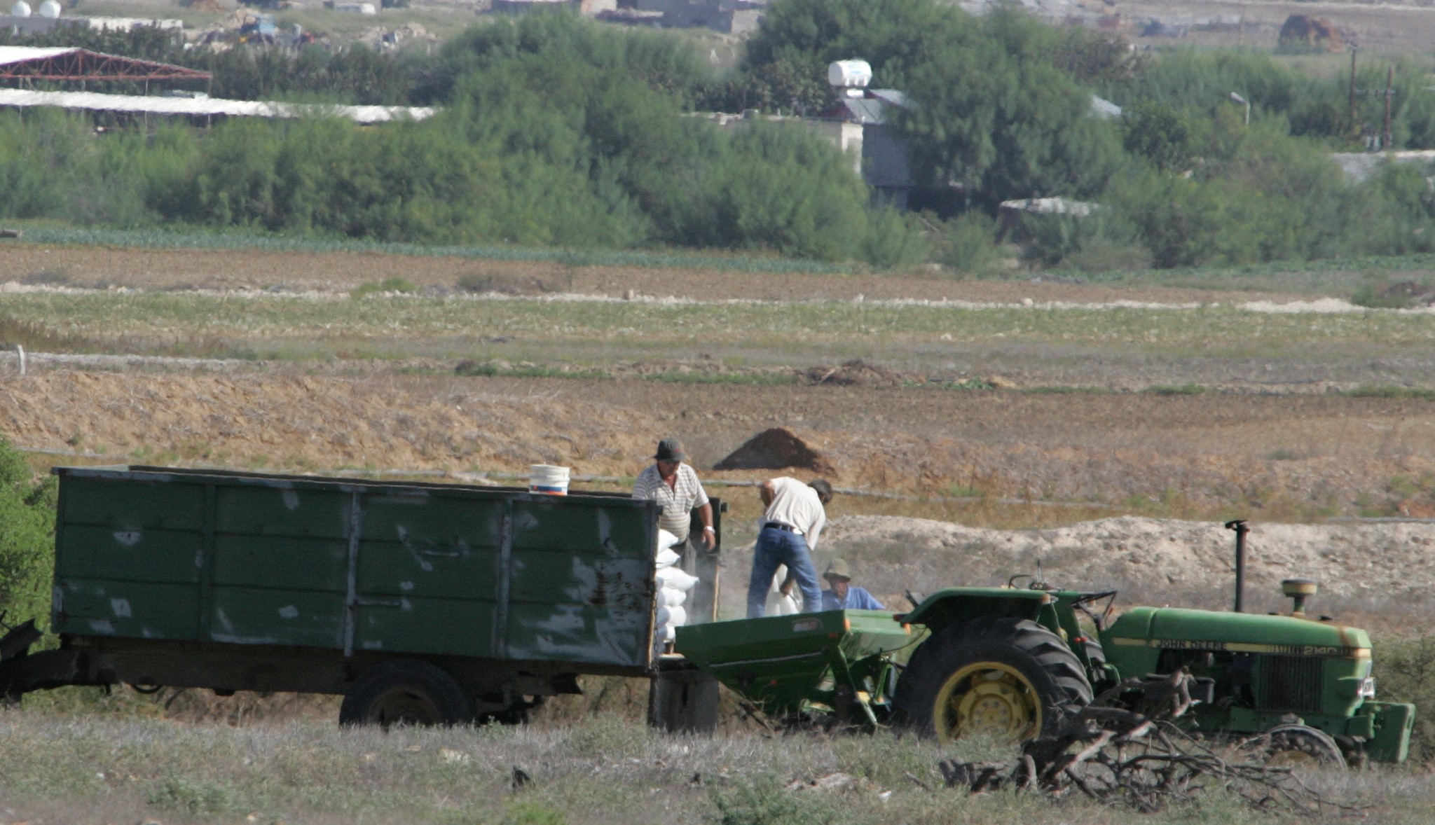 Έρχονται στην Κύπρο ως εργάτες και καταλήγουν αιτητές πολιτικού ασύλου