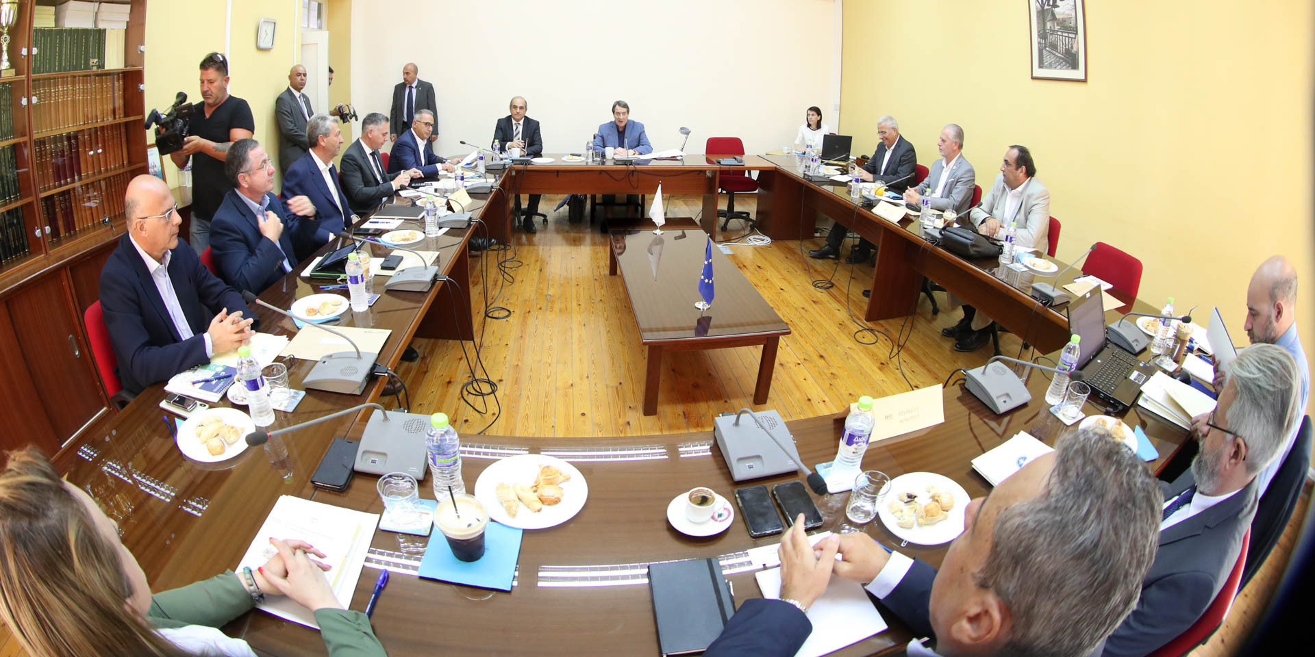 Στο Τρόοδος το Συμβούλιο Αρχηγών, στην οικία Σπέχαρ η συνάντηση ΠτΔ-Ακιντζί