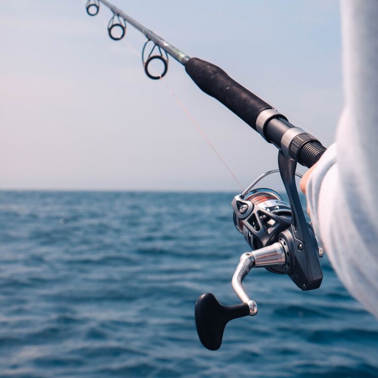 Ψάρευε σε απαγορευμένη περιοχή και έρχεται αντιμέτωπος με πρόστιμο €8500 (ΦΩΤΟ)