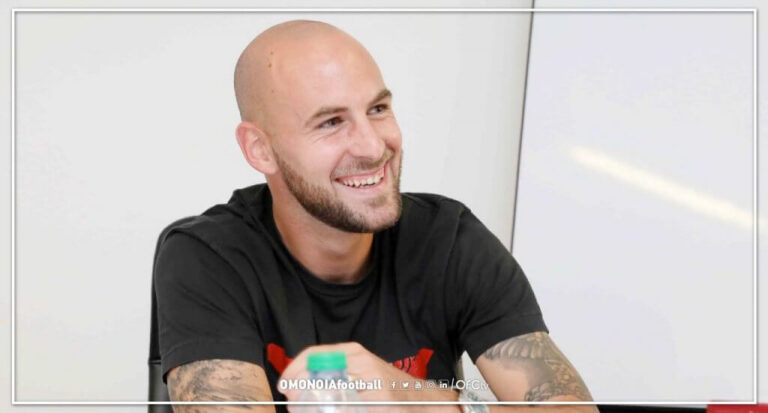 Λέτσγιακς: «Μου αρέσει να αγωνίζομαι σε ομάδα με κόσμο και ιστορία» (ΒΙΝΤΕΟ)