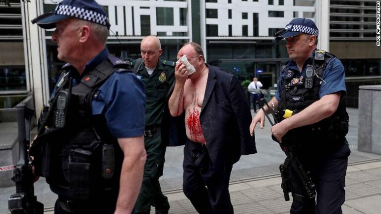 Λονδίνο: Επίθεση με μαχαίρι έξω από το Υπουργείο Εσωτερικών