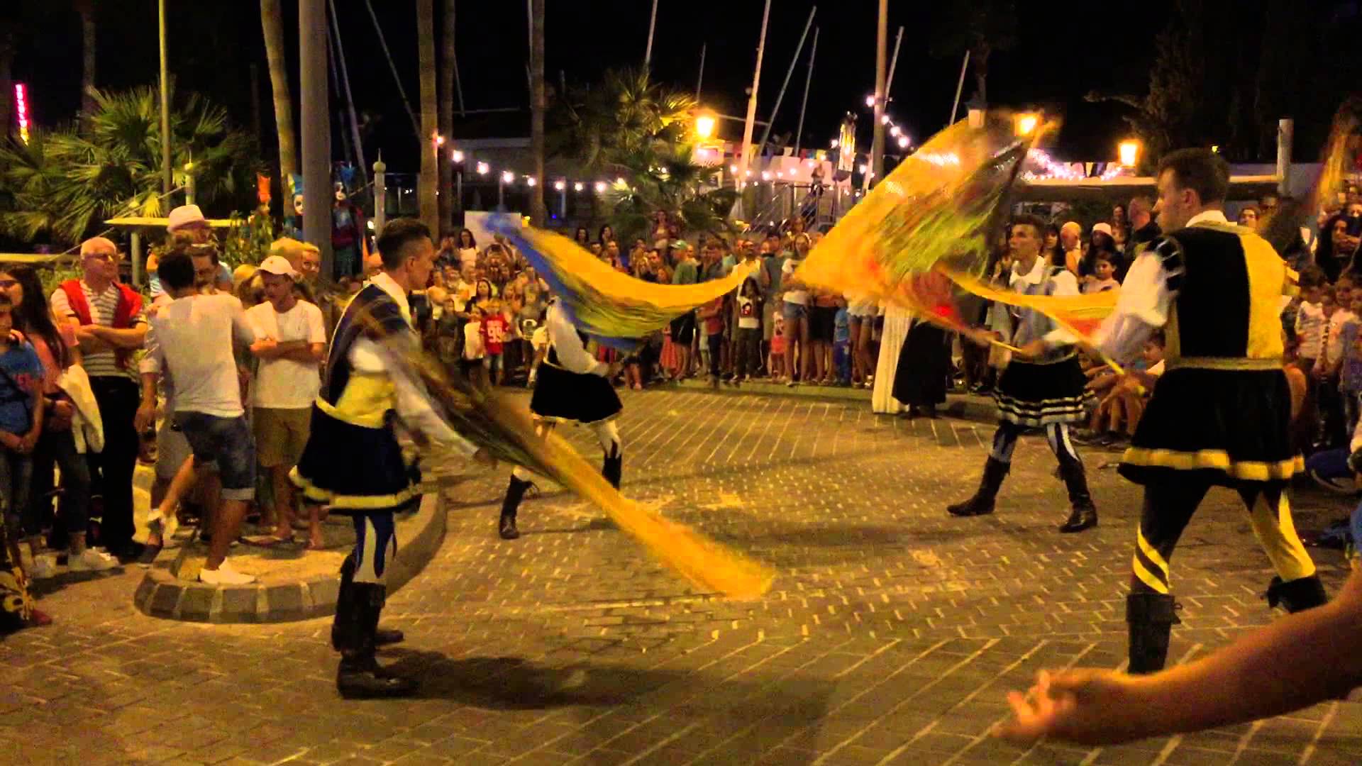 Την τιμητική τους έχουν τα φεστιβάλ τον μήνα Αύγουστο (ΒΙΝΤΕΟ)