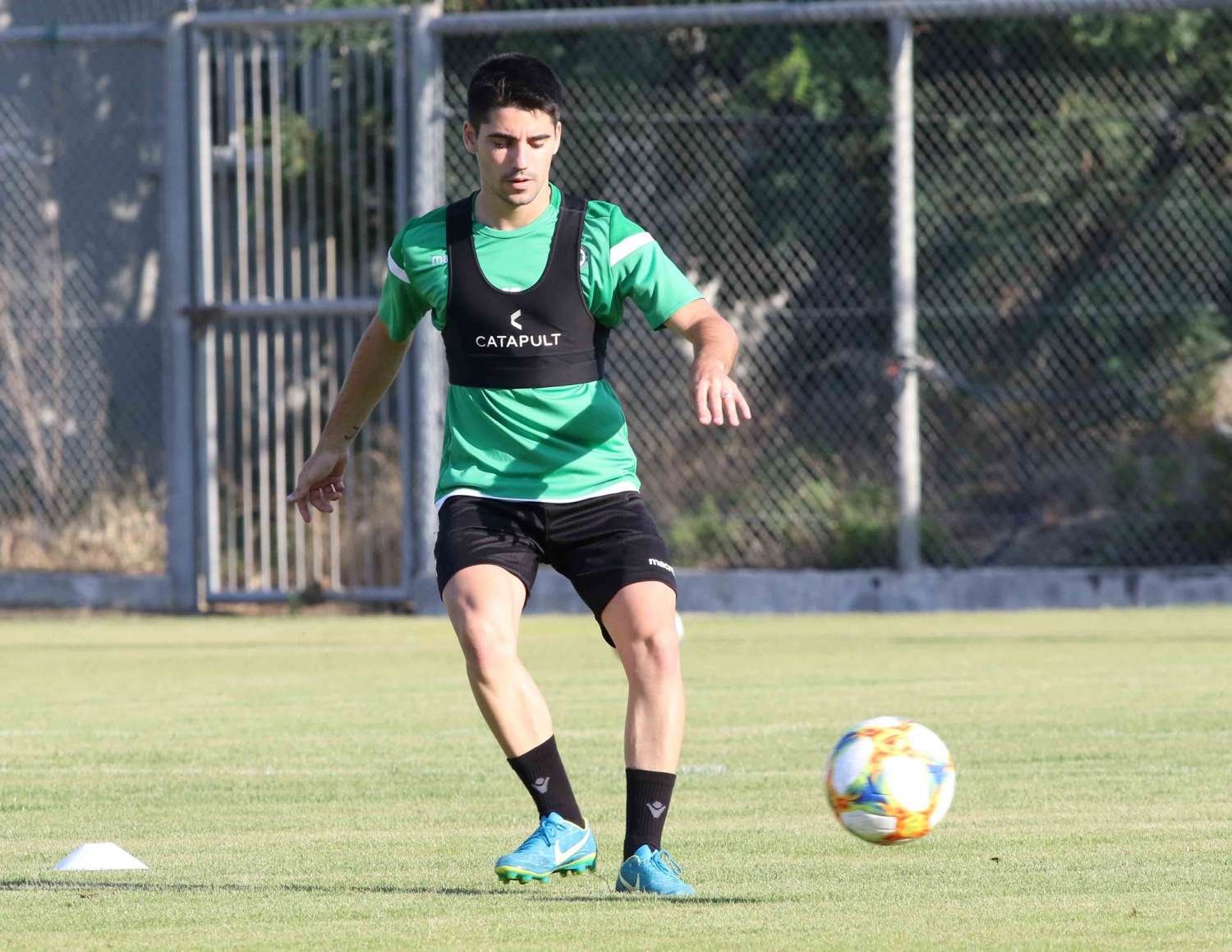 Επίσημο: Ανανέωσε και… έφυγε ο Μόντες