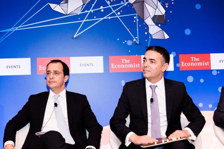 Πάει στο Ελσίνκι ο ΥΠΕΞ για να υπογράψει συμφωνία με τη Βόρεια Μακεδονία