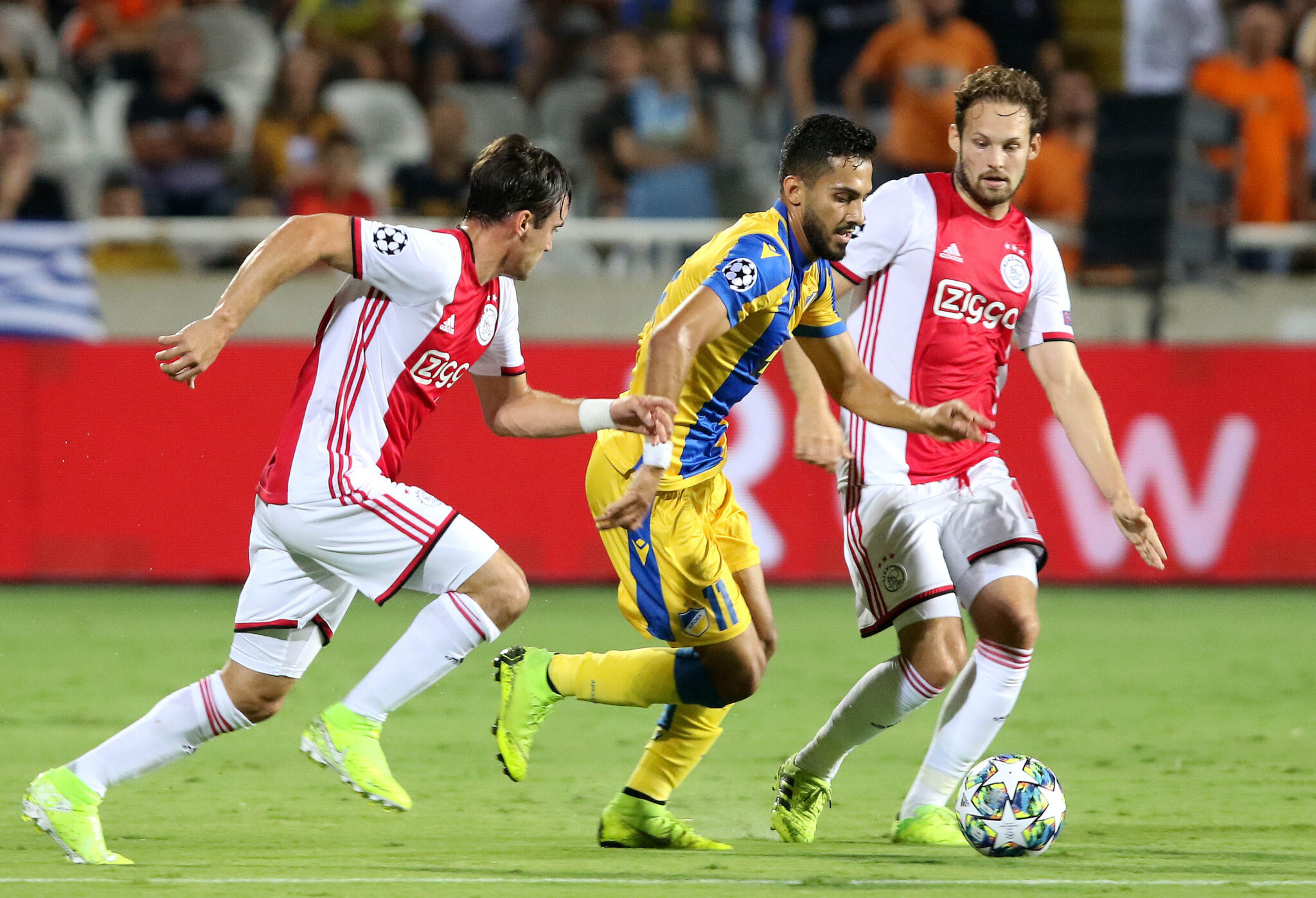 Κοίταξε στα μάτια τον Αίαντα ο ΑΠΟΕΛ και ελπίζει σε πρόκριση (ΦΩΤΟ & ΒΙΝΤΕΟ)