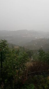 Καταρρακτώδεις βροχές στον δρόμο Λεμεσού-Πλατρών