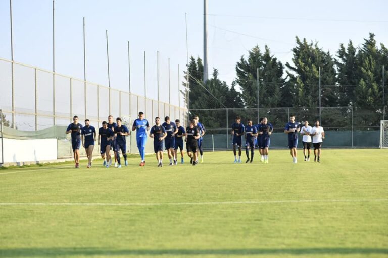 Για καλό ποδαρικό, χωρίς Ενσούε και Ρομπέρζ