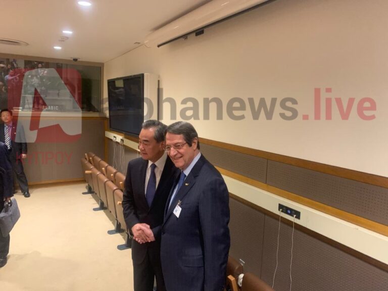 Η συνάντηση ΠτΔ –  Wang Yi, στη Νέα Υόρκη