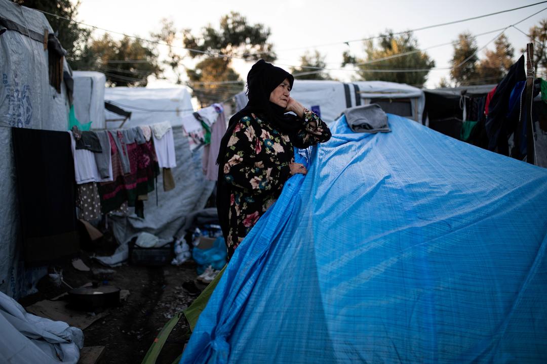 Η επόμενη ημέρα της φονικής πυρκαγιάς και επεισοδίων στην Μόρια (ΦΩΤΟ)