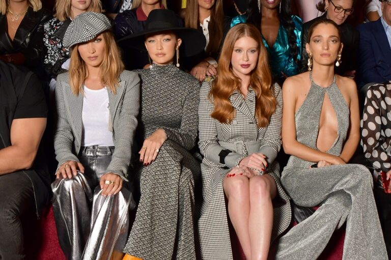 ΔΕΙΤΕ ΤΟΥΣ FRONT ROW ΚΑΛΕΣΜΕΝΟΥΣ ΤΟΥ TOMMY HILFIGER