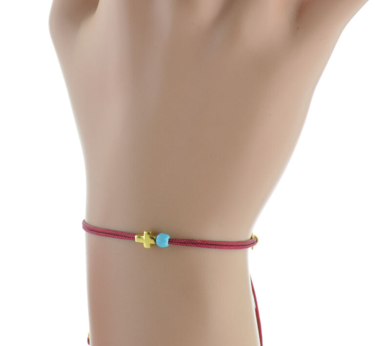 Καταγγελία ότι Διευθύντρια έβγαλε βραχιολάκι με σταυρό από το χέρι μαθήτριας