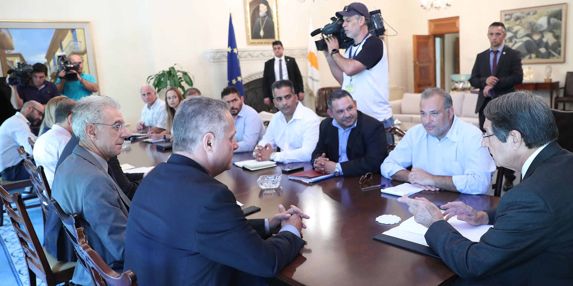 Στο Προεδρικό οι ανησυχίες των οργανωμένων γονέων για την Παιδεία