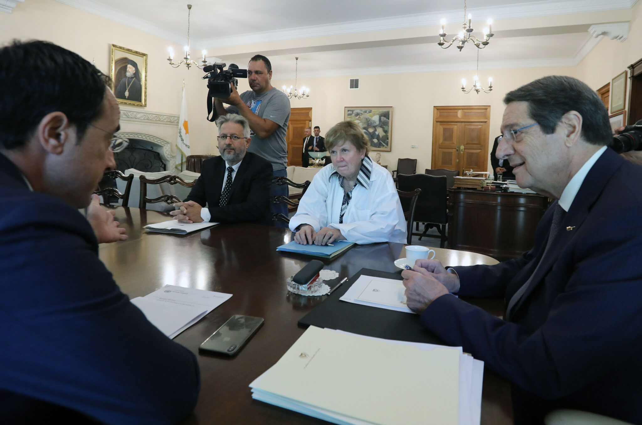 Και έκτο γύρο διαβουλεύσεων για τους όρους αναφοράς προανήγγειλε ο Μπουρτζιού