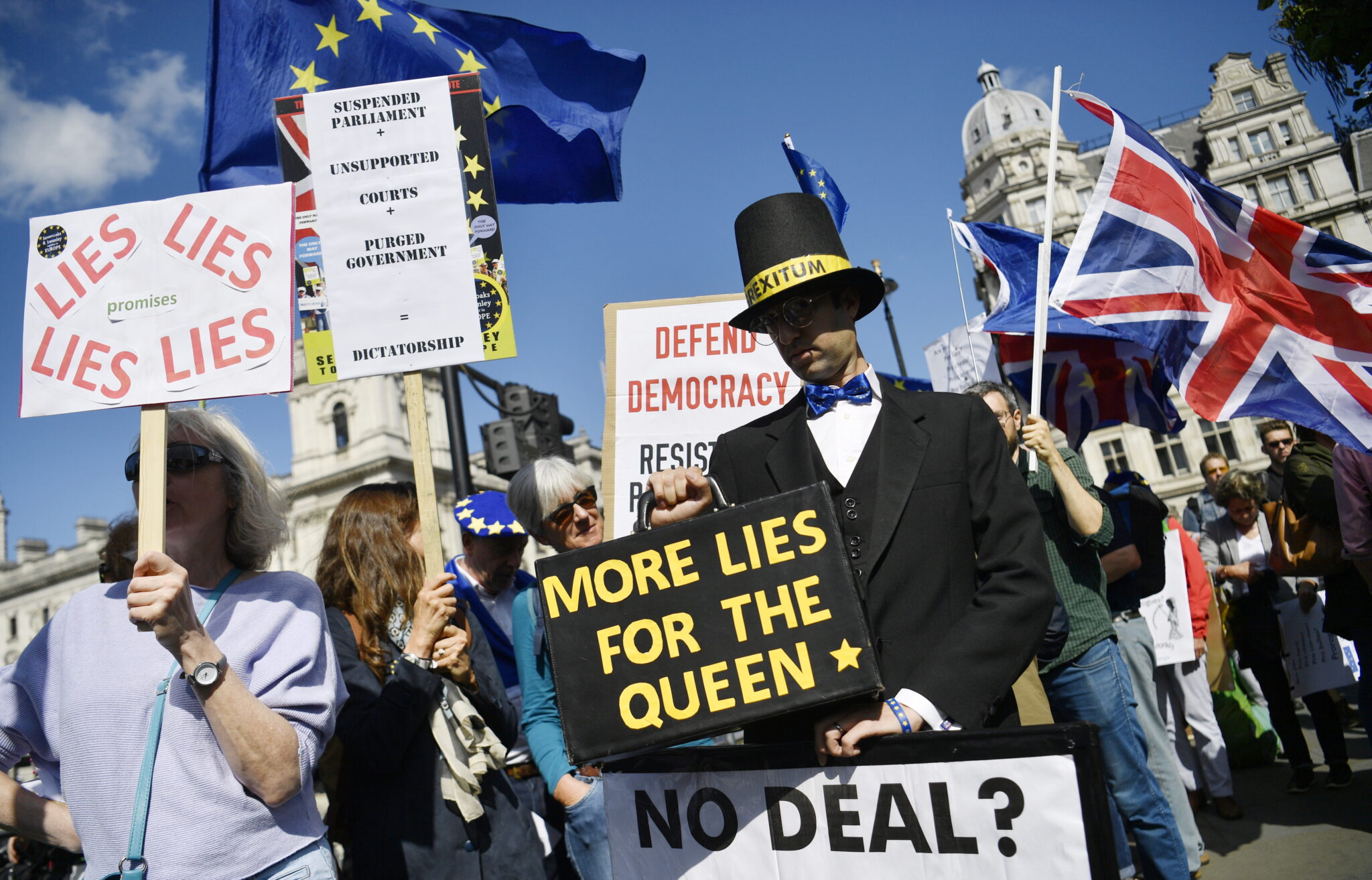 Εικόνα κατάρρευσης εκπέμπει η Βρετανία