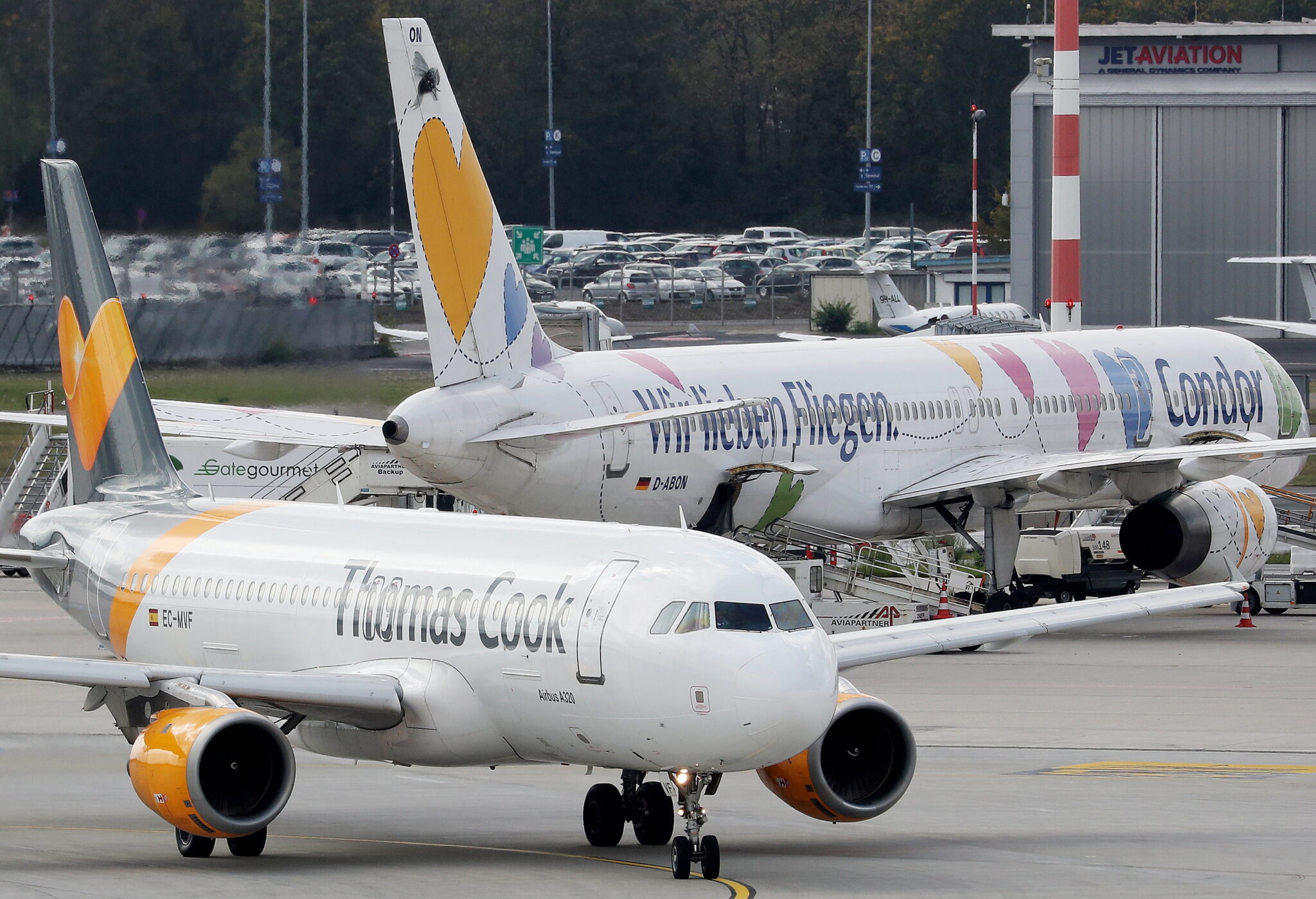 Ξεκίνησε ο επαναπατρισμός των επιβατών της Thomas Cook