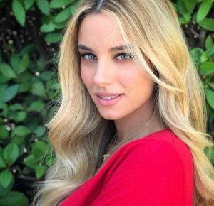 Η Δούκισσα Νομικού αποκάλυψε το όνομα της κόρης της λίγο πριν γεννήσει! (ΦΩΤΟ)