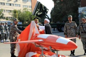 Τεχεράνη: Παρουσίασε νέο drone ικανό να πλήττει στόχους και εκτός των συνόρων