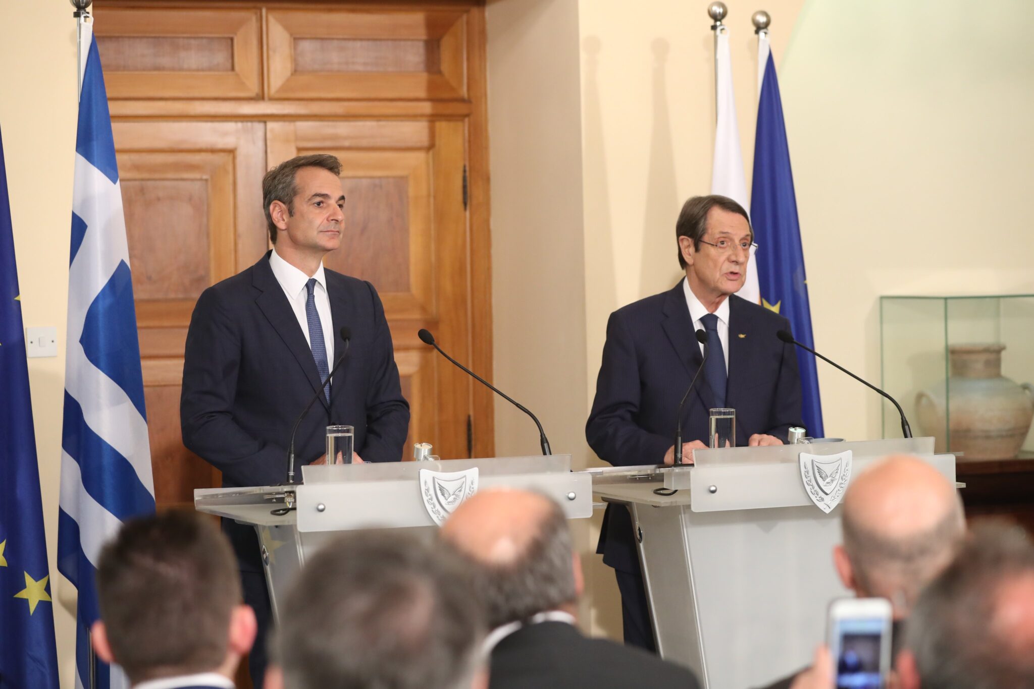 Στην Αθήνα ο Πρόεδρος της Δημοκρατίας για συντονισμό με την ελληνική κυβέρνηση