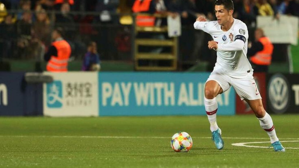 «Ζαλίζουν» τα επιτεύγματα του Κριστιάνο με την φανέλα της Εθνικής του