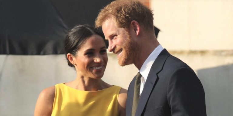 Ξεκίνησε η βασιλική περιοδεία του πρίγκιπα Χάρι και της Μέγκαν Μαρκλ!