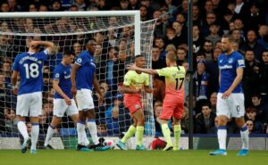 Ζορίστηκε αλλά τα κατάφερε η Μάντσεστερ Σίτι