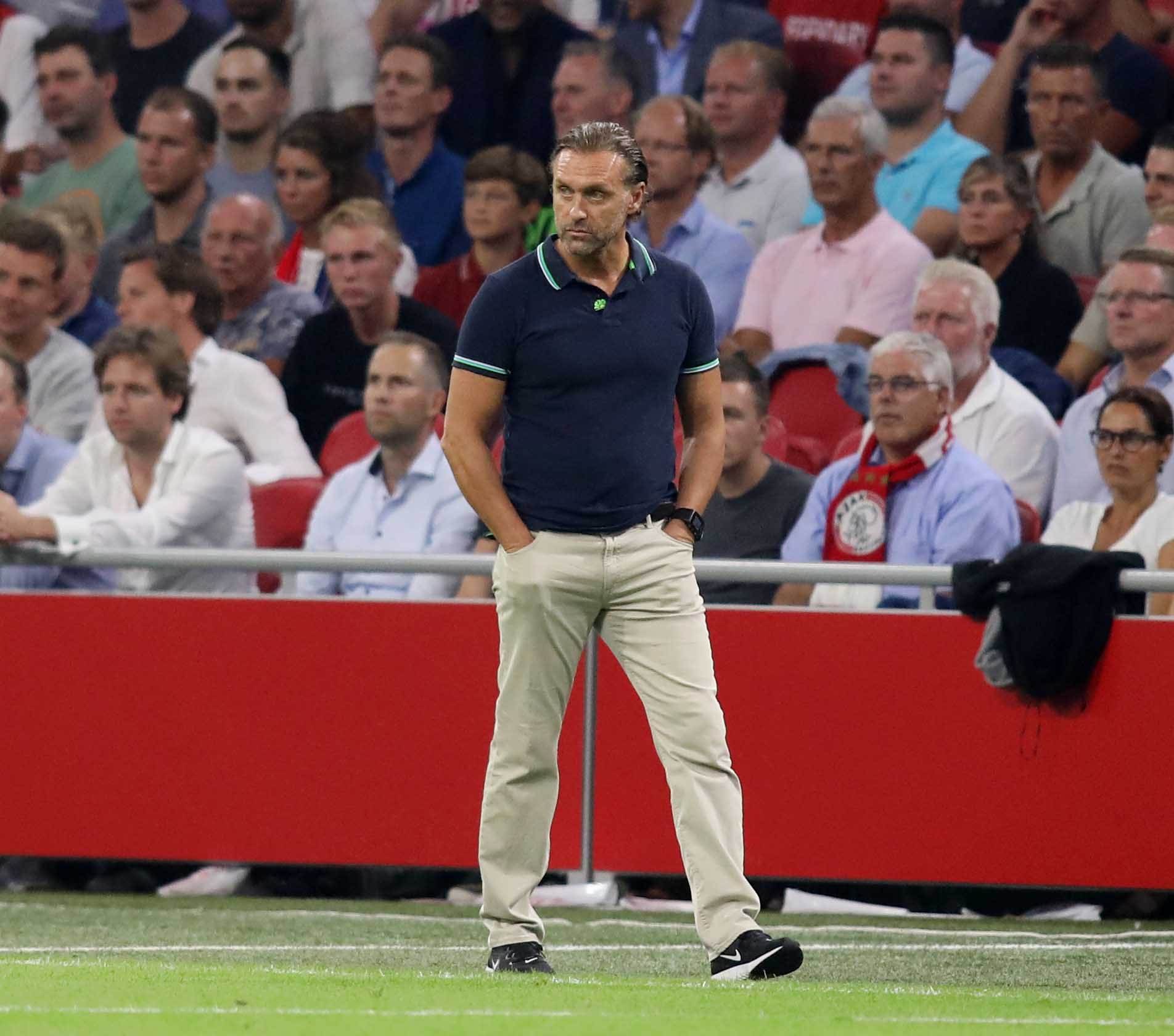 Οι σκέψεις Ντολ για το κέντρο της άμυνας στην πρεμιέρα