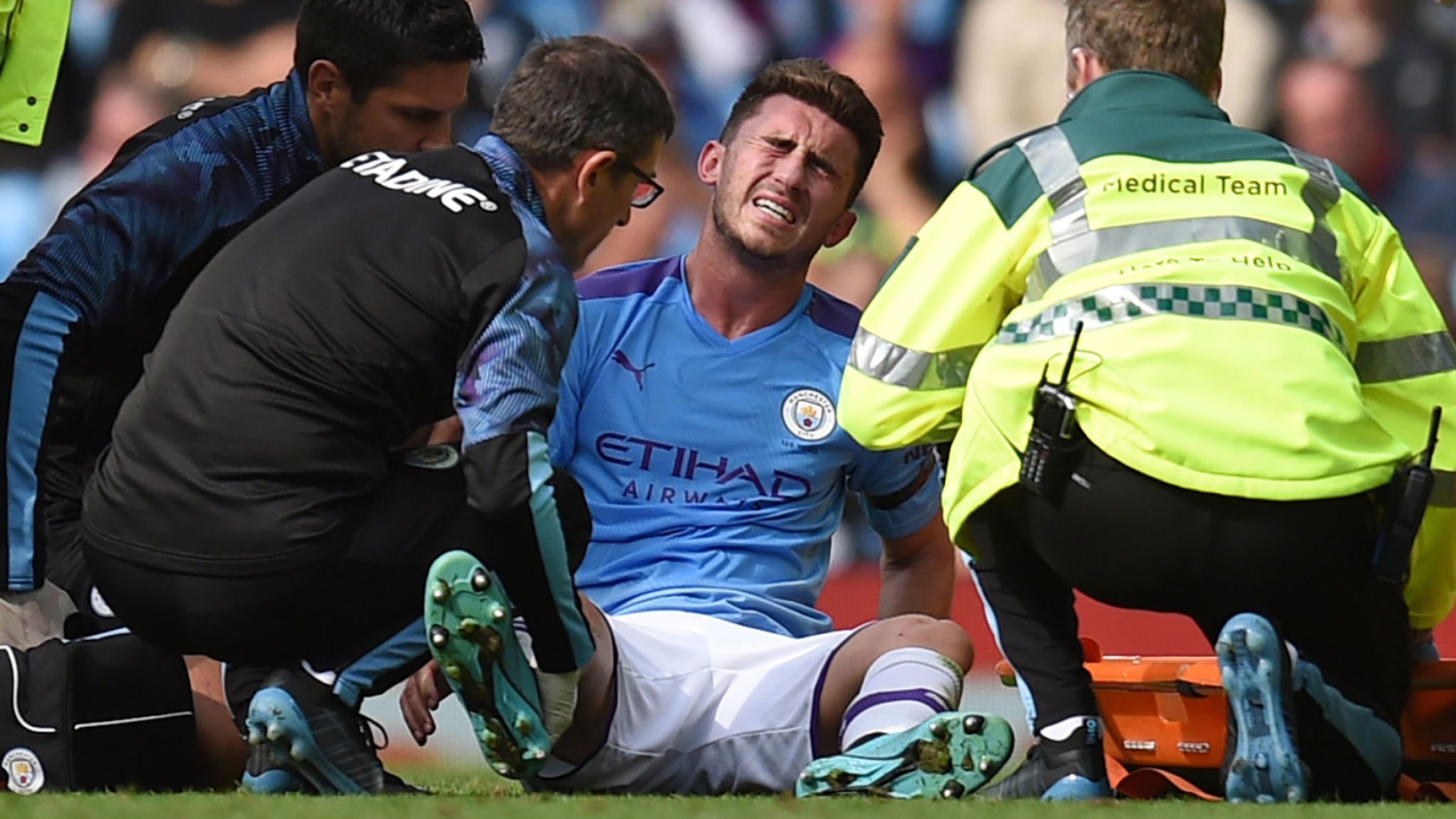 Λαπόρτ από χρόνου, έμεινε με δύο στόπερ η Μάντσεστερ Σίτι