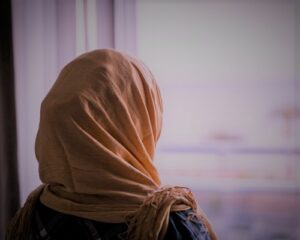 Flashback: Όταν ξαναέδιωξαν μαθήτρια από κυπριακό σχολείο επειδή φορούσε μαντήλα